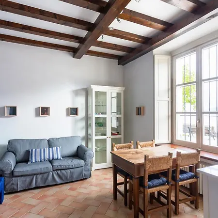 La Maison Des Lions Appartamenti Vacanze Accesso Diretto Alla Spiaggia Localita Amore Cannobio Exterior photo